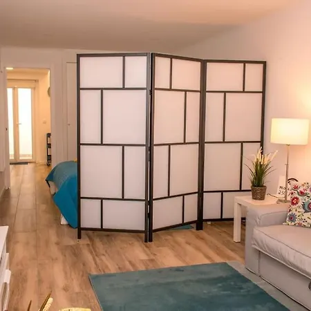 דירה Grandchildren Loft By